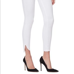 Good American Jeans - Good American Good Legs Cascade Hem White Denim 26 Good American Jeans - Good American Good Legs Cascade Hem White Denim 26